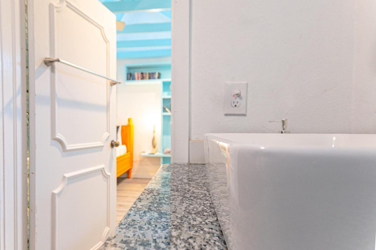 Studio Candy At Viking Hill - Love Beach Nassau Ngoại thất bức ảnh